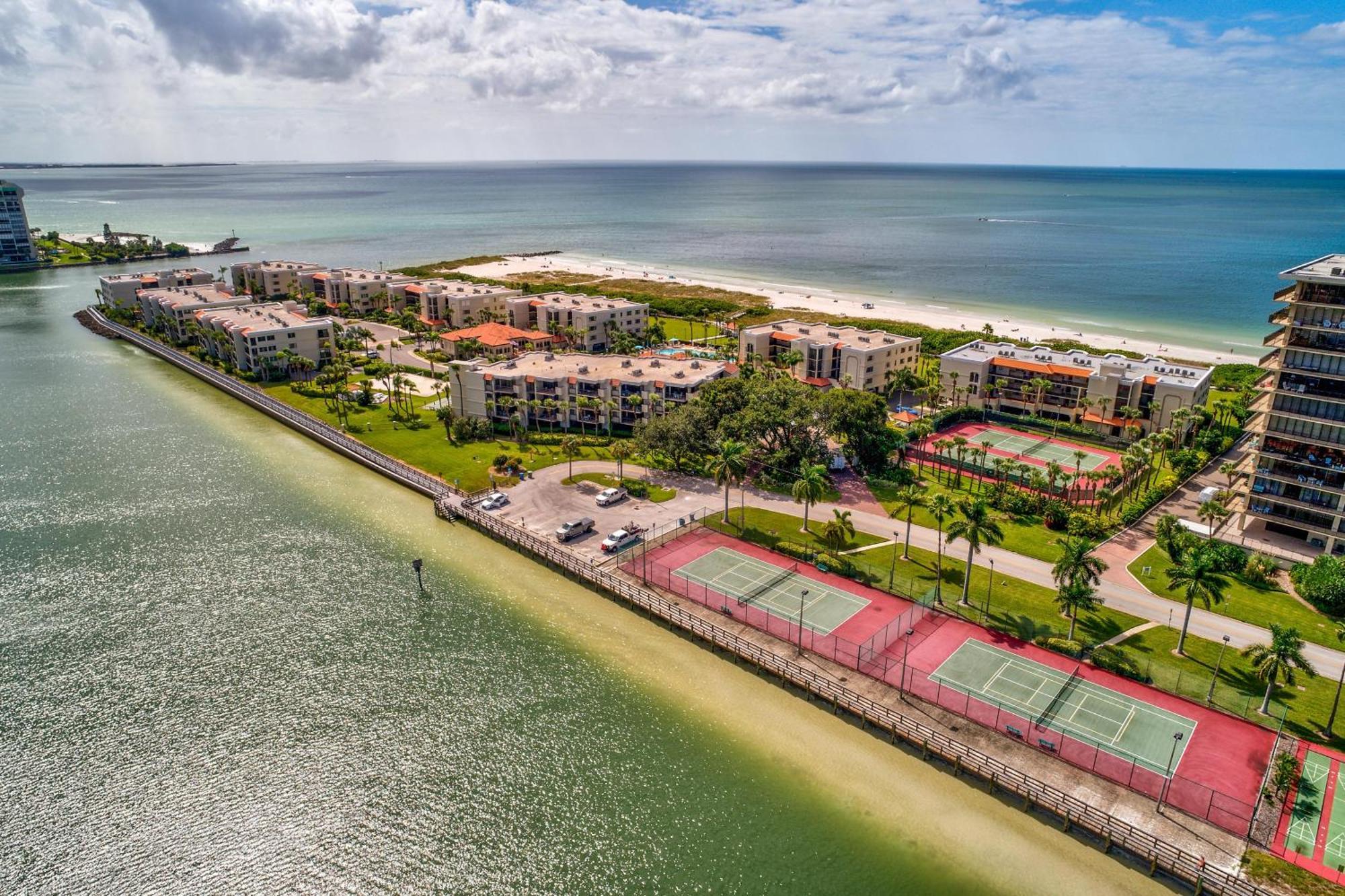 Land'S End 11-406 Beach Front - Premier Villa St. Pete Beach Dış mekan fotoğraf